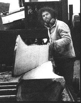 Vi skjærer all båtmaterial på vårt Wood-Mizer sagbruk.