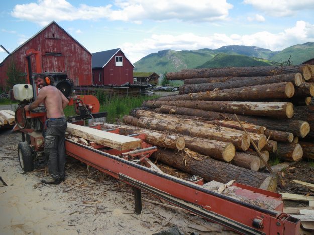 saging av båtsvedstokker